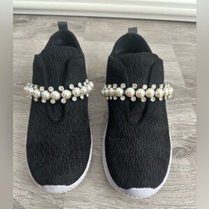 National Comfort Women’s Kenzey Slip On Sneaker Pearl Rhinestones - Size 8 Black